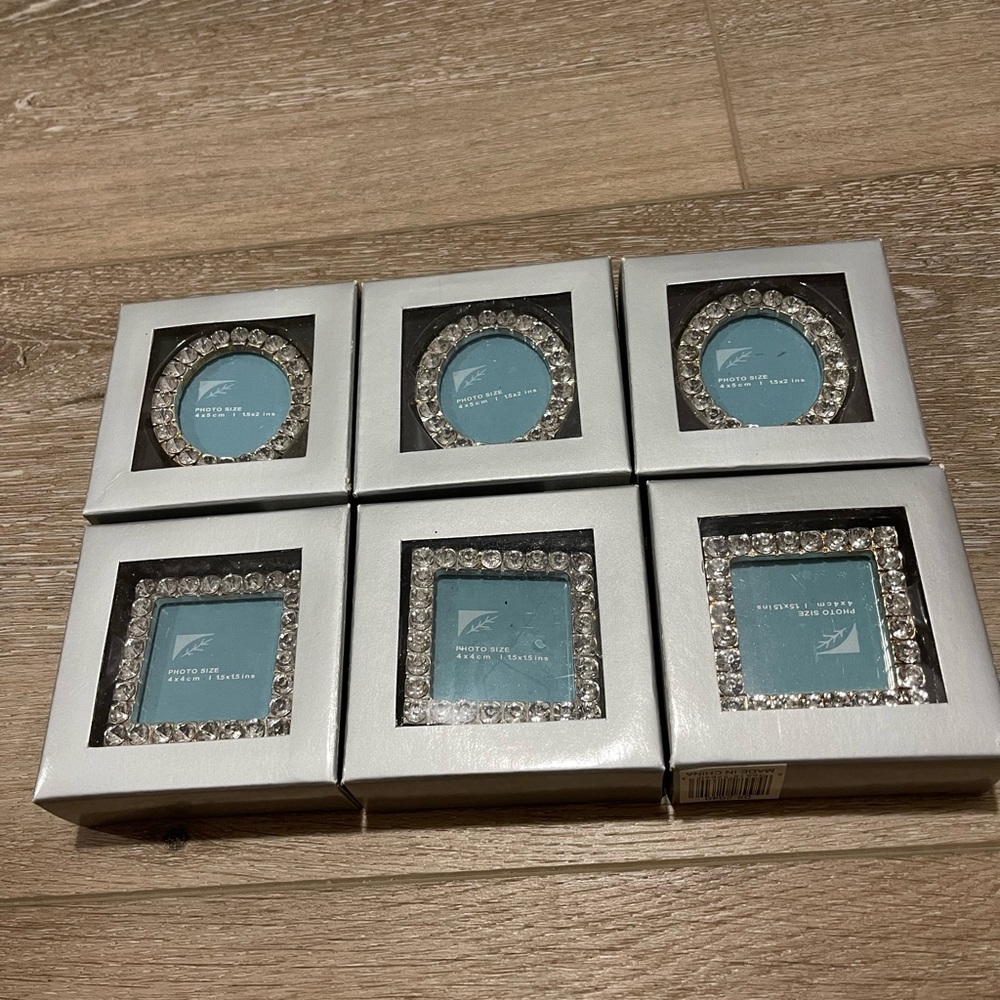 Small photo frame